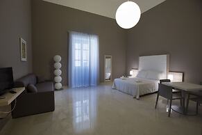 Central Gallery Rooms