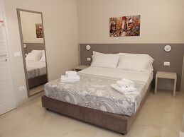 Central Gallery Rooms