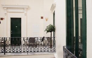 Central Gallery Rooms