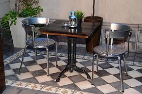 Miravida Soho Hotel & Wine Bar