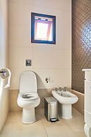 Miravida Soho Hotel & Wine Bar