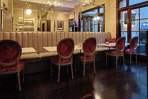 Miravida Soho Hotel & Wine Bar