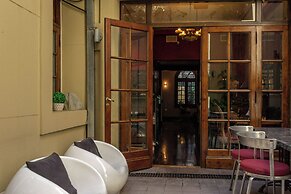 Miravida Soho Hotel & Wine Bar