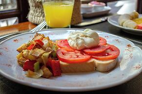 Miravida Soho Hotel & Wine Bar