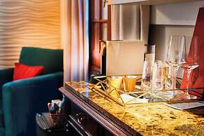 Miravida Soho Hotel & Wine Bar