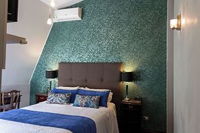 Miravida Soho Hotel & Wine Bar