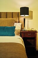 Miravida Soho Hotel & Wine Bar