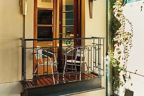 Miravida Soho Hotel & Wine Bar