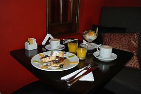 Miravida Soho Hotel & Wine Bar