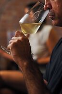 Miravida Soho Hotel & Wine Bar