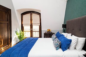 Miravida Soho Hotel & Wine Bar