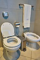 Miravida Soho Hotel & Wine Bar