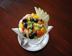 Miravida Soho Hotel & Wine Bar