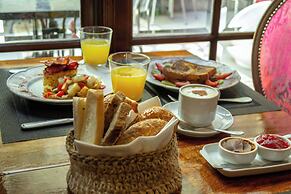 Miravida Soho Hotel & Wine Bar