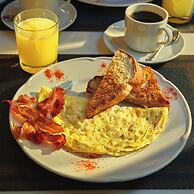 Miravida Soho Hotel & Wine Bar