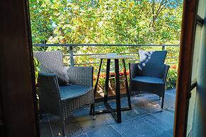 Miravida Soho Hotel & Wine Bar