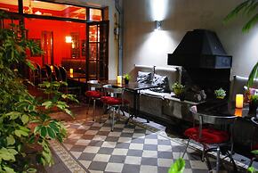 Miravida Soho Hotel & Wine Bar