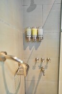 Miravida Soho Hotel & Wine Bar