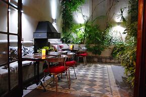 Miravida Soho Hotel & Wine Bar