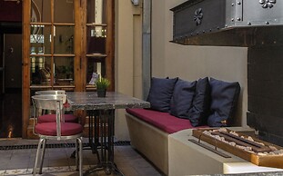 Miravida Soho Hotel & Wine Bar