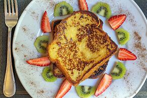 Miravida Soho Hotel & Wine Bar