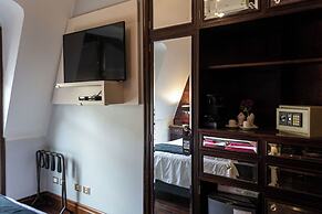 Miravida Soho Hotel & Wine Bar