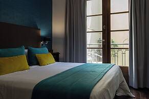 Miravida Soho Hotel & Wine Bar