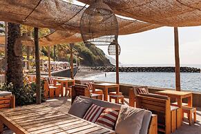 Saccharum Resort