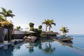 Saccharum Resort