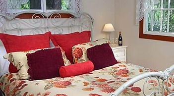 Bear Flag Inn