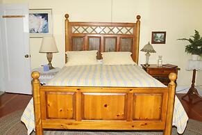 Bear Flag Inn