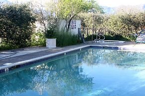 Bear Flag Inn