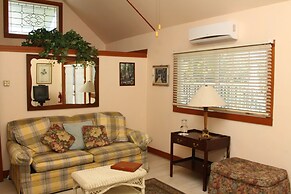 Bear Flag Inn