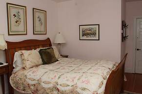 Bear Flag Inn