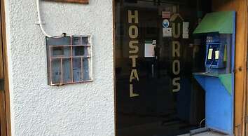 HOSTAL LOS UROS