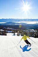 Vacation Homes by Big White Accomm.