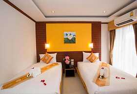 OYO 996 Phunara Residence