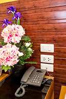 OYO 996 Phunara Residence