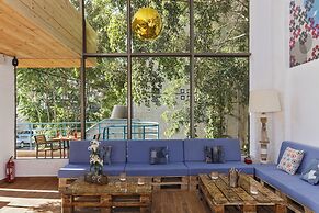 STAY Rhodes HoStel & Bar