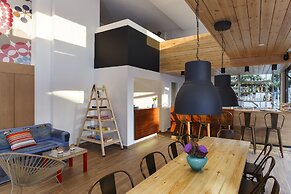 STAY Rhodes HoStel & Bar