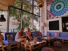 STAY Rhodes HoStel & Bar