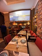 Ethnica Hotel Old City