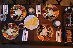 Ethnica Hotel Old City