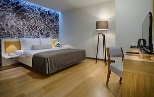 Tav Airport Hotel Izmir