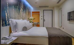 Tav Airport Hotel Izmir