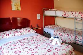 Hostal Antares