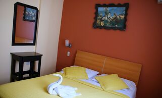 Hostal Antares