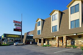 Tennessee Mountain Lodge Riverside by OYO