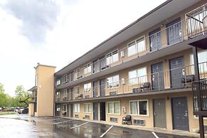 Tennessee Mountain Lodge Riverside by OYO