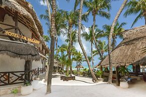 Beachfront Hotel La Palapa - Adults Only